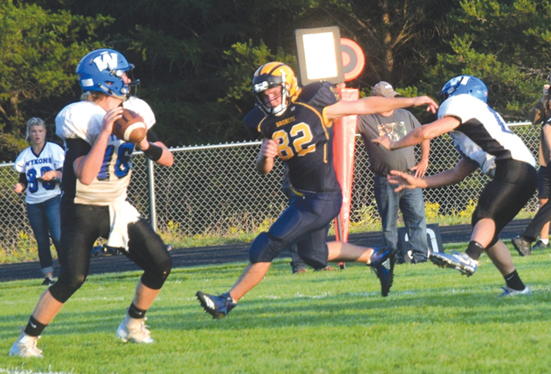 Football Big plays power Wykons past Bark River, 287 News, Sports
